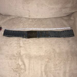 Mudd jean belt with 4 snap button closure 31-32” waist 💕